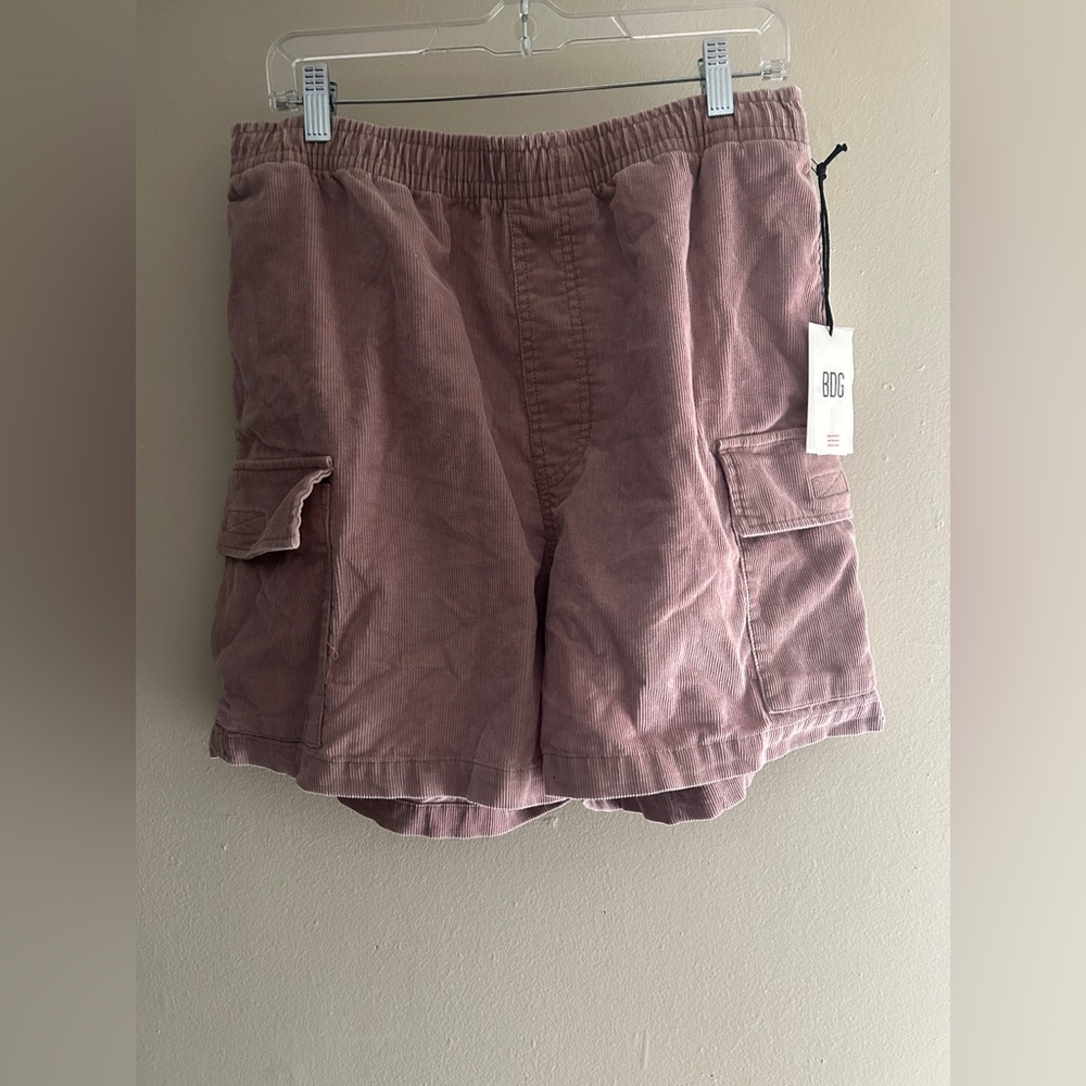 UO Men’s Corduroy Cargo Shorts L